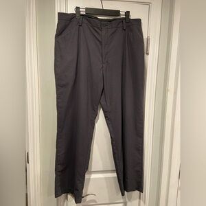 Kenneth Cole Reaction Size 38x30 Gray Pin Stripe Straight Leg Dress Pants